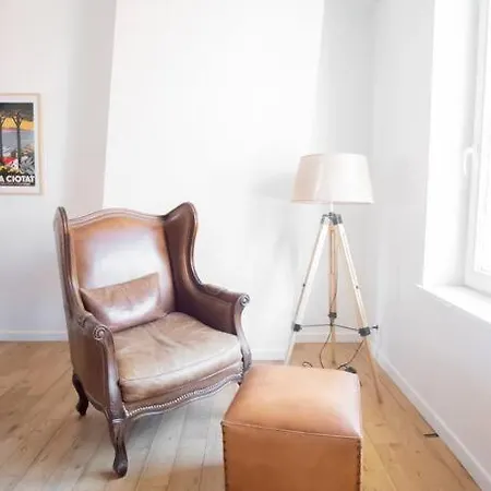 Guestready - Cosy Duplex Near Place De La Carriere